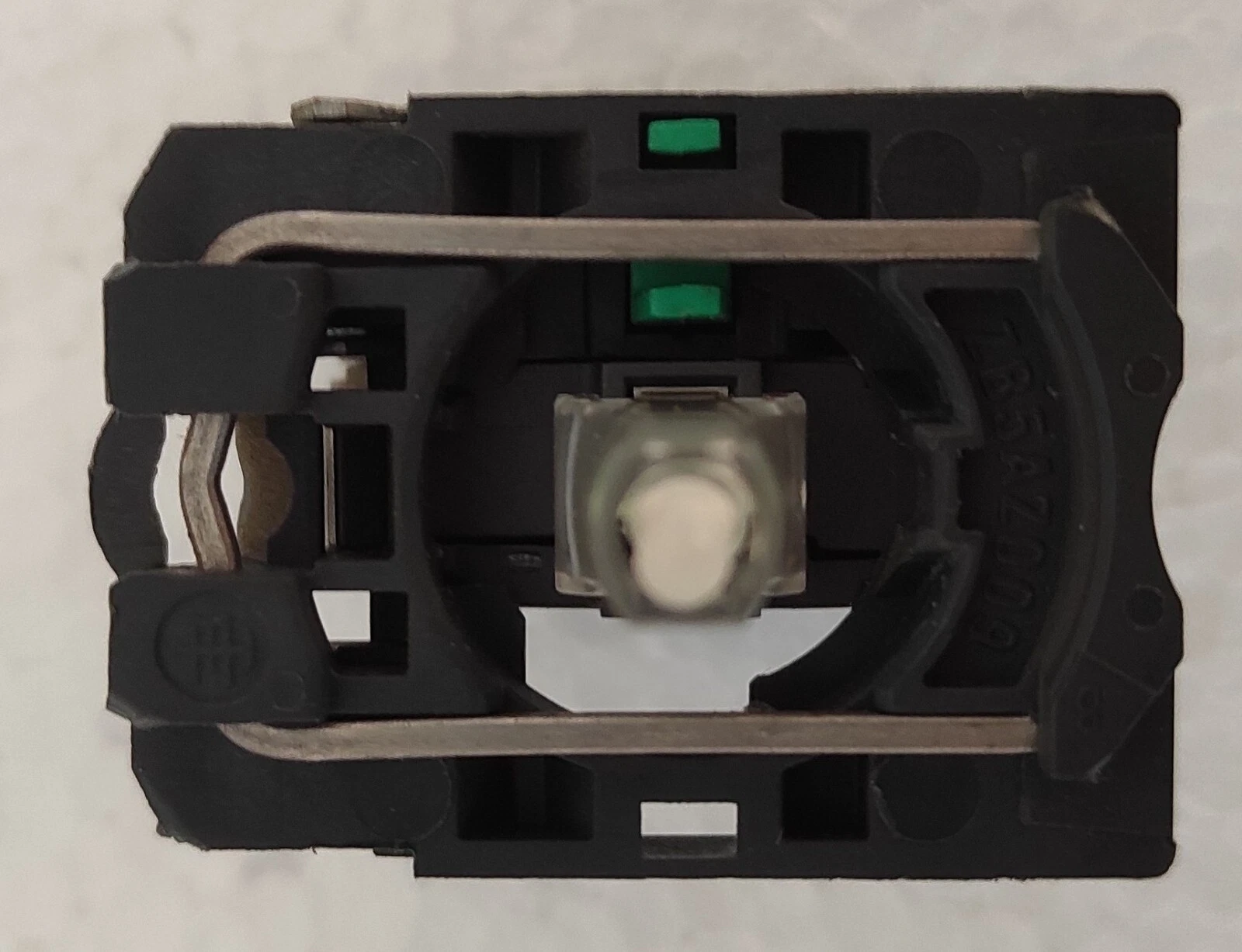 admin/uploads/uploads/SCHNEIDER ELECTRIC CONTACT BLOCK_3.webp